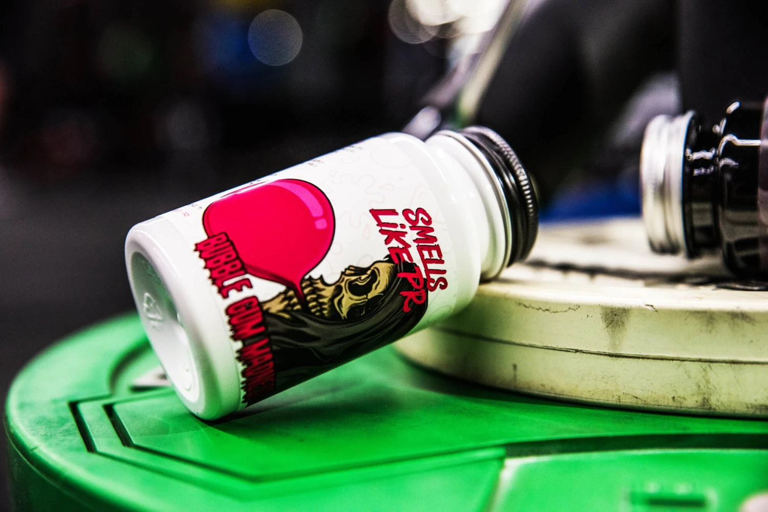 Smells Like PR - BUBBLE GUM MADNESS Gym Smelling Salts 4 Smells Like PR - BUBBLE GUM MADNESS Gym Smelling Salts - Image 2