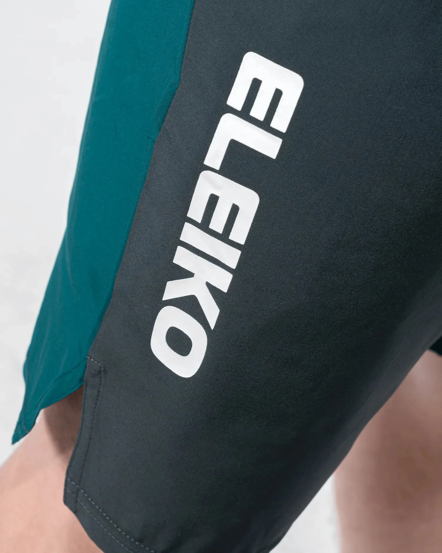 Eleiko 4-way Stretch Shorts - Strong Blue 5 Eleiko 4-way Stretch Shorts - Strong Blue - Image 3